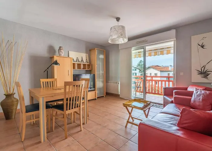 Moderne Avec Balcon, Proche Centre Et Plage, Piscine Et Parking, - Fr-1-2-399 Apartment